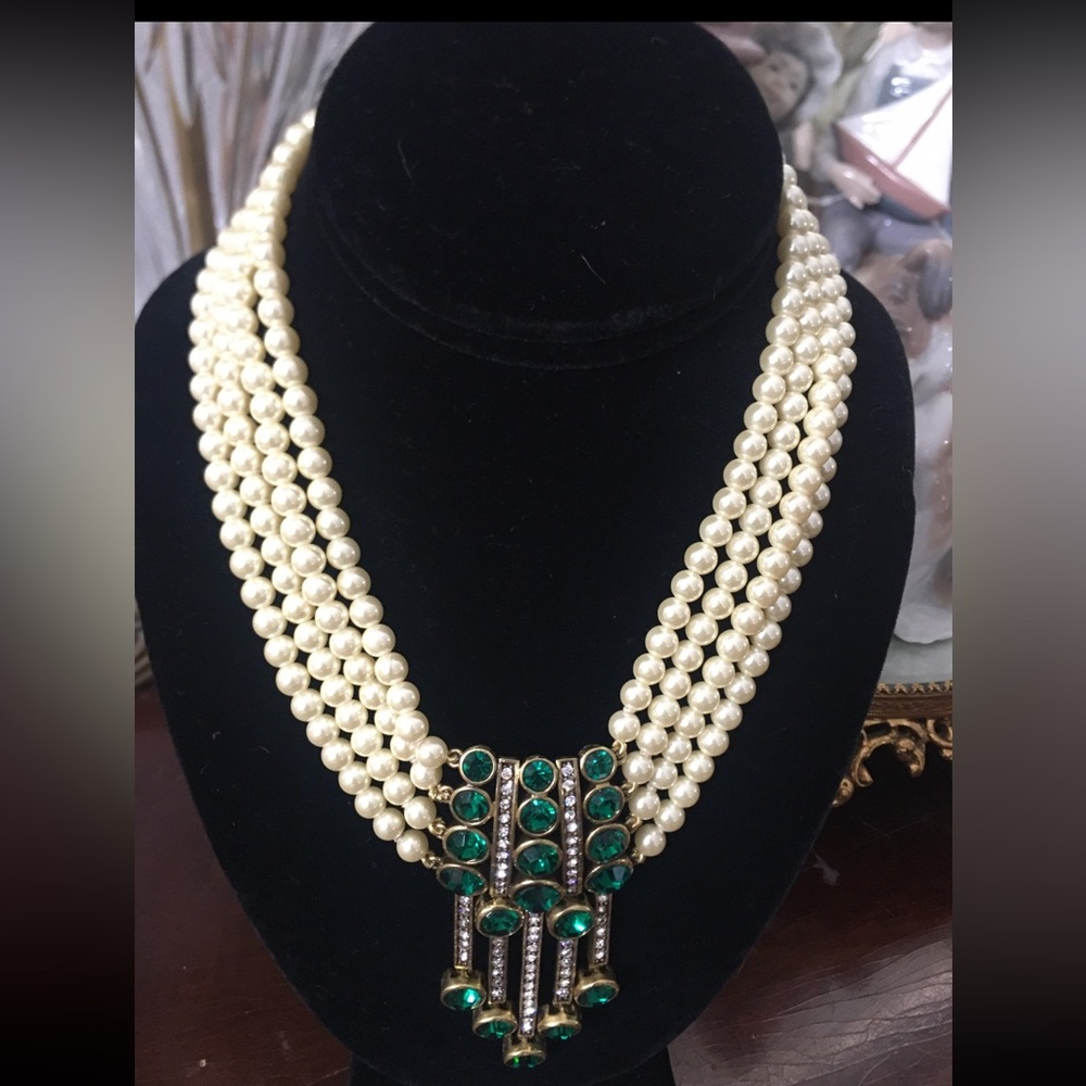 Heidi Daus 4 Strand Light Cream Pearl/Emerald Necklace &Earrings in original box